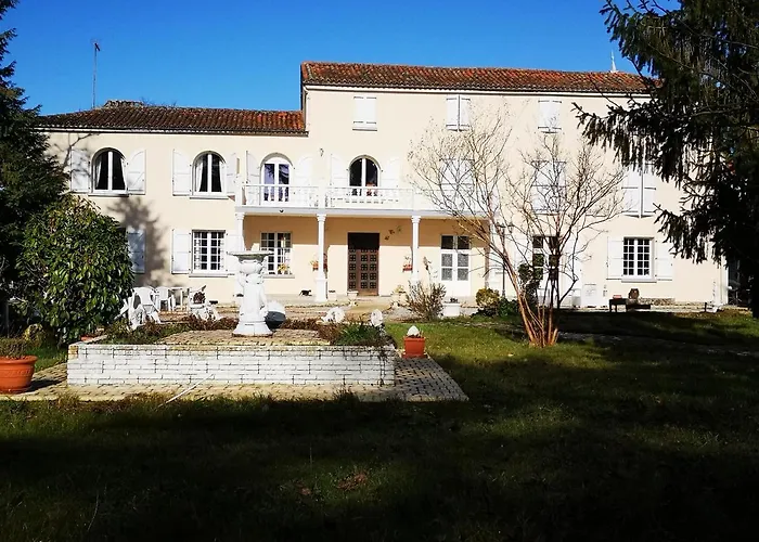 Le Clos Des Cedres B&B