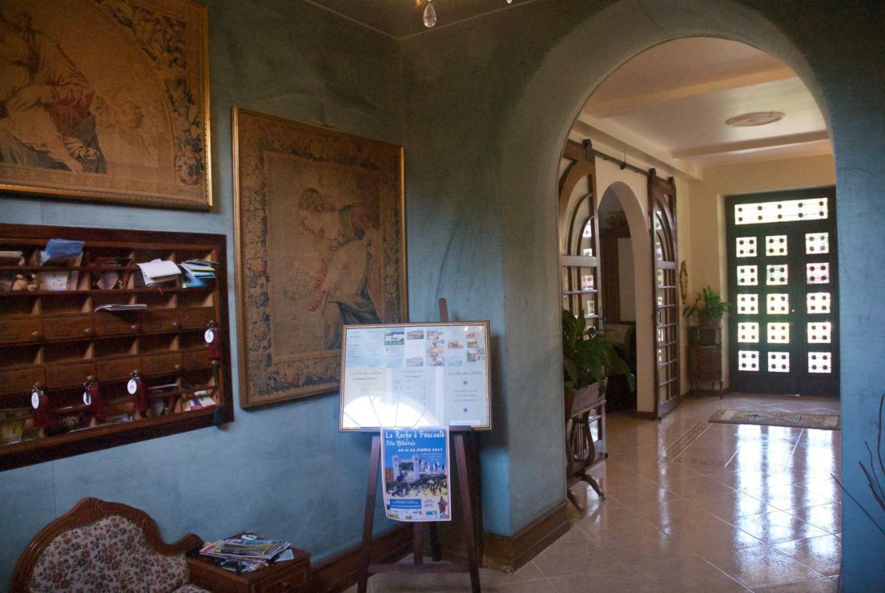 Le Clos Des Cèdres Couette-café La Rochefoucauld