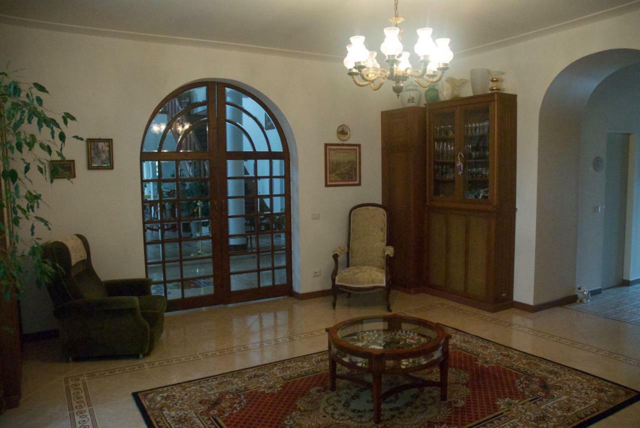 Bed & Breakfast Le Clos Des Cedres La Rochefoucauld