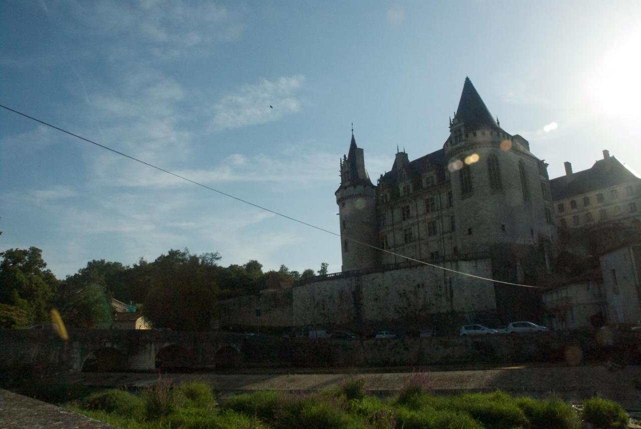 Le Clos Des Cedres Bed & Breakfast La Rochefoucauld